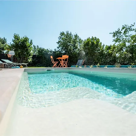 Ambiance Sudiste , Piscine, Boule, Farniente Ag *